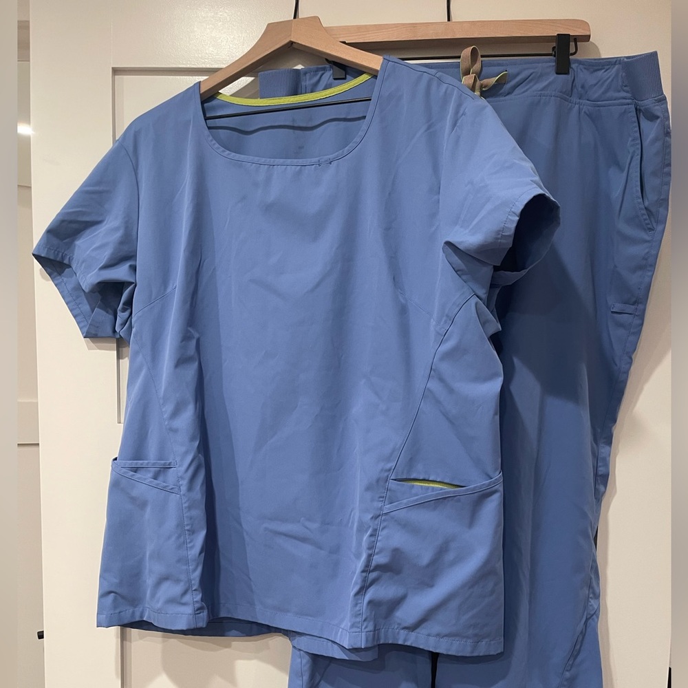 Medelita ceil blue scrub set XXL